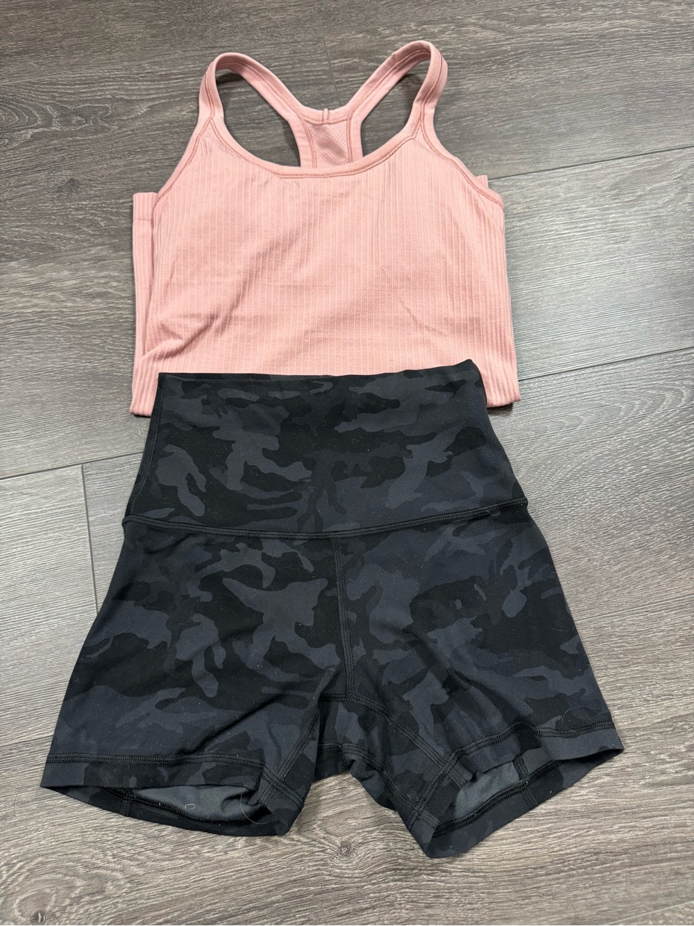 Lululemon Women’s Size 2 Tank Top & Camo Shorts 2-Piece Outfit Bundle